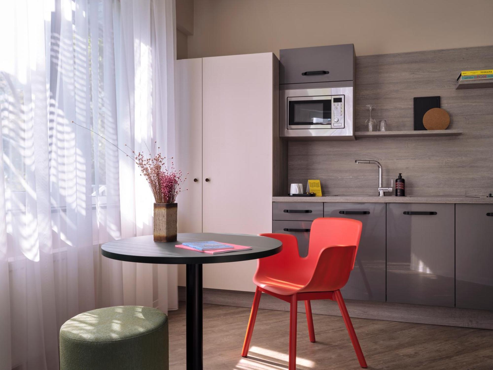 Stayery Cologne Suelz ภายนอก รูปภาพ